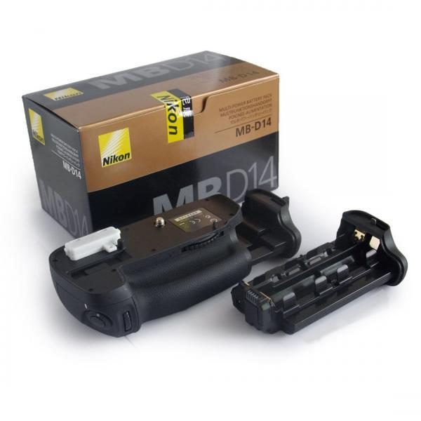 Nikon MB-D14