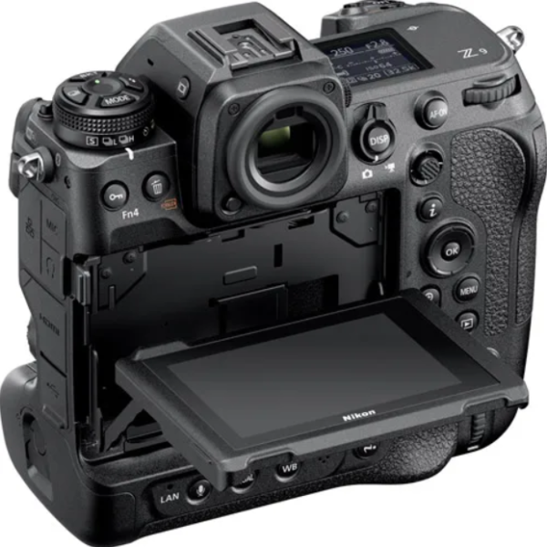 Nikon Z9 Mirrorless Camera